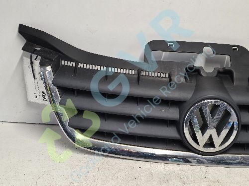 VOLKSWAGEN TOURAN SPORT TDI 7 STR MK1 (1T1) 2006-2006 Front Grill