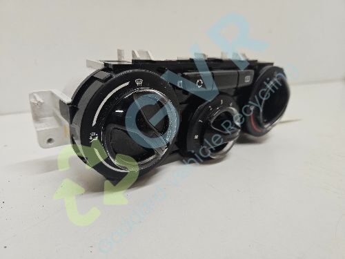 PEUGEOT 208 Heater Control Panel