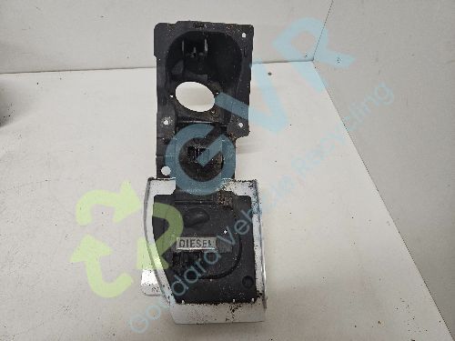 VAUXHALL Vivaro X82 Fuel Flap