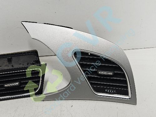 AUDI A4 8K2 (Saloon), 8K5 (Estate) B8 2008-2011 Dash Vent Set